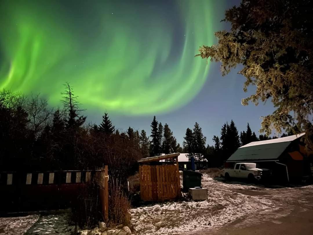Hidden Valley Bed And Breakfast Уайтхорс Экстерьер фото